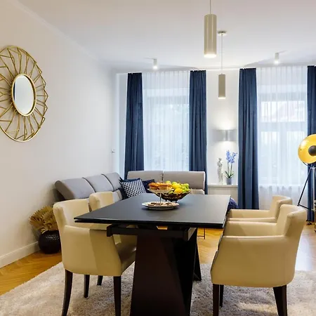 Ovaros Apartment Veszprém