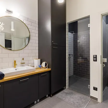 Apartment Ovaros *